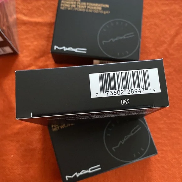 3 x 3/pack MAC C5 Studio Fix Powder Plus Foundation Net weight 0.52OZ/15g B62 - Picture 4 of 14